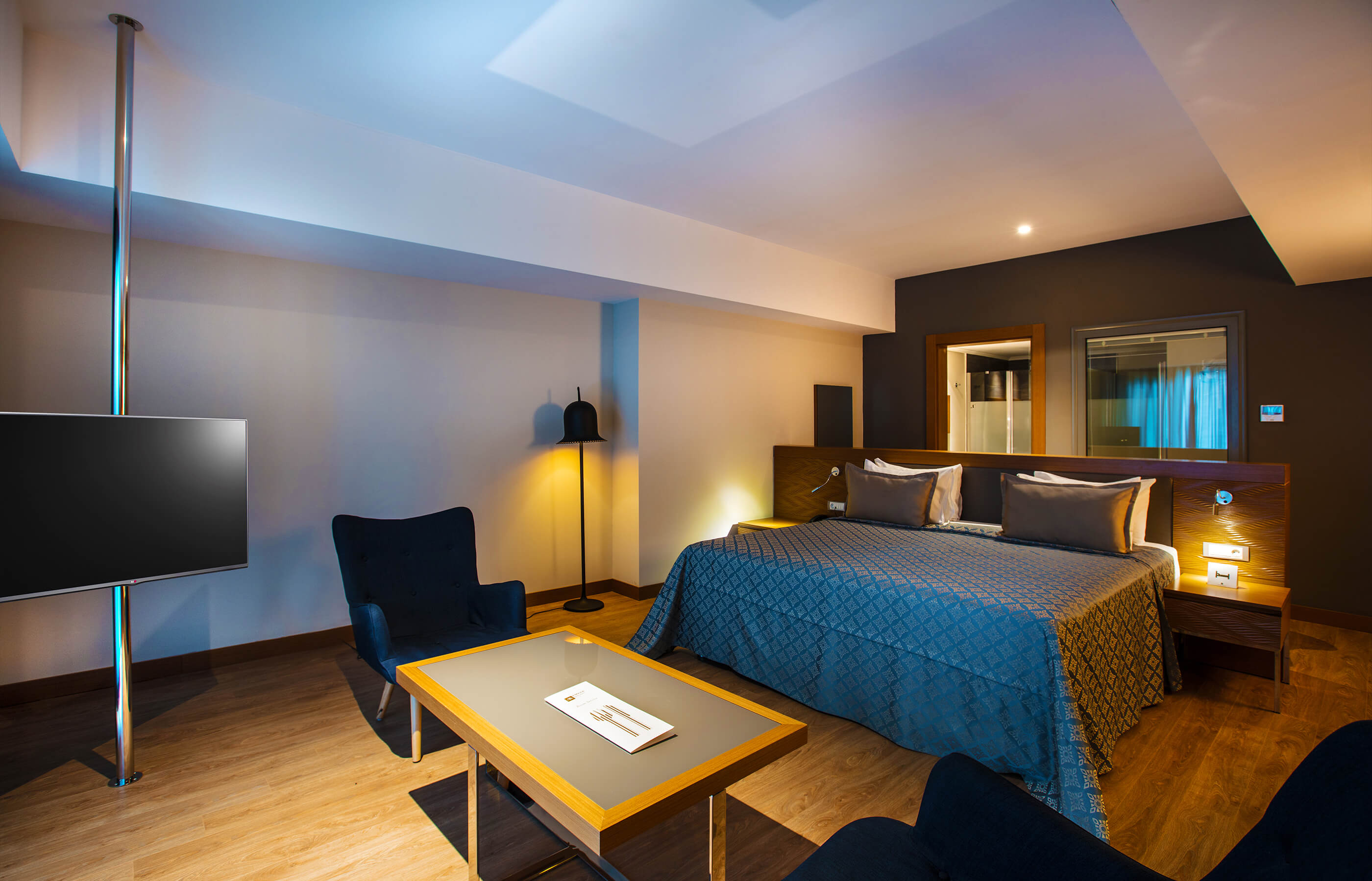 Deluxe Suite Sea View Detail