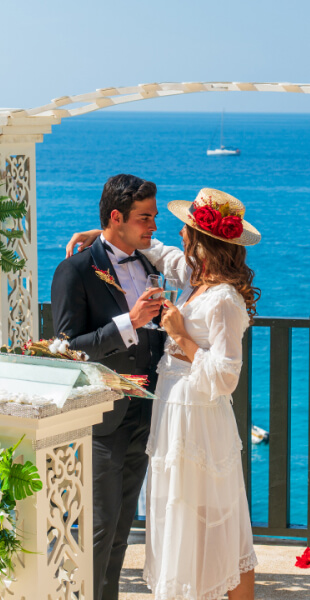 Liberty Hotels Anasayfa Kutlama Card 2