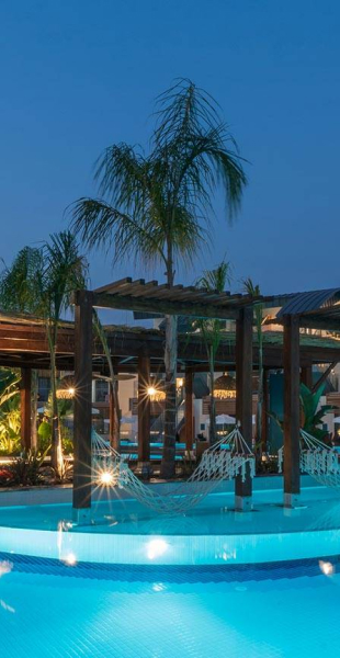 Liberty Fabay Restoran Ve Barlar Lagoon Bars Right